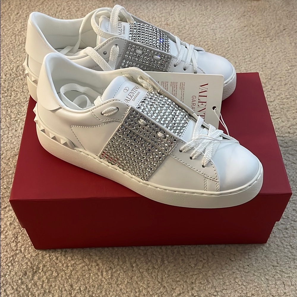 NWT Valentino Garavani Calfskin Rockstud Crystal Sneakers, Size EU 37.5/US 7